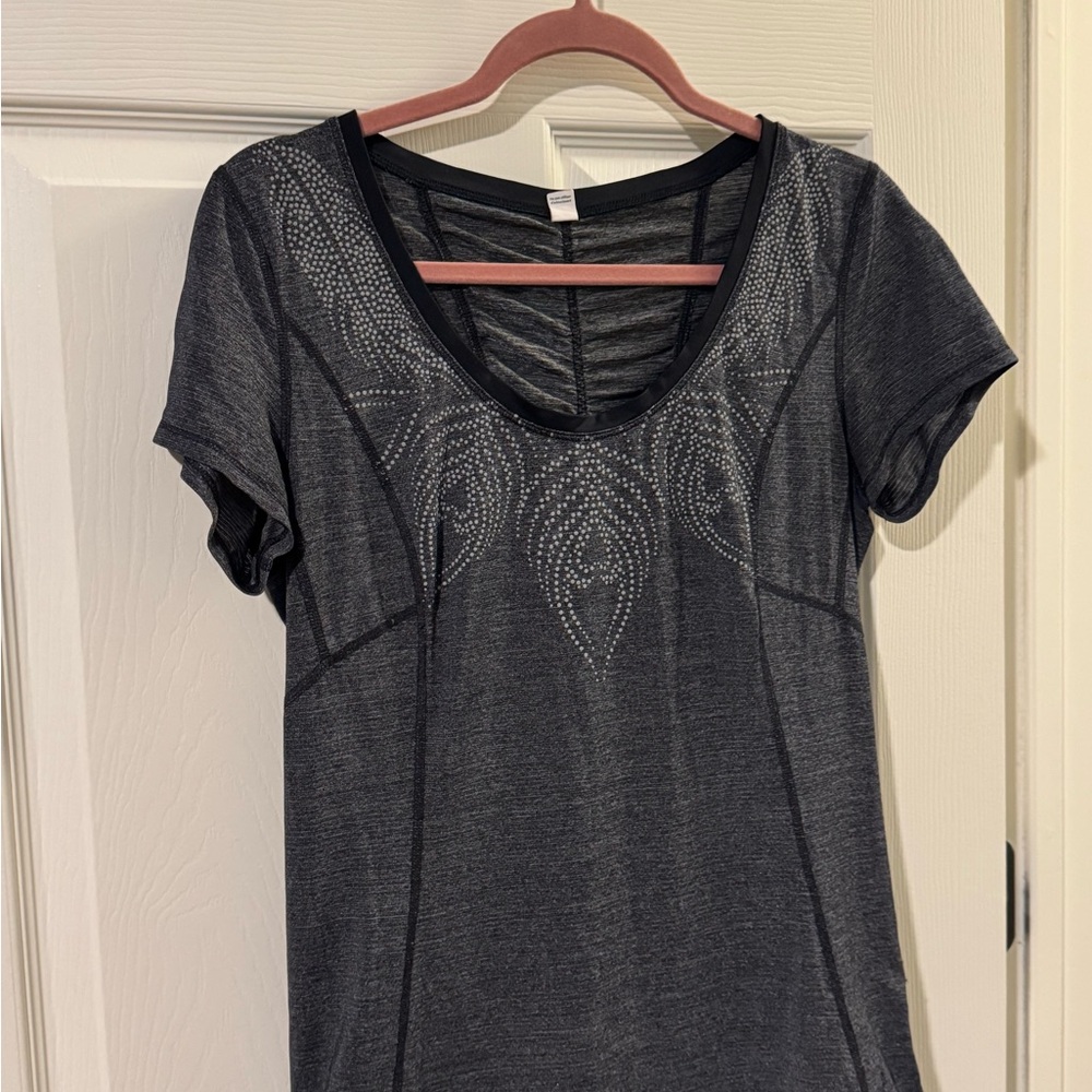 Lululemon Athletica Silver Bullet Short Sleeved Tech Heathered Black Top